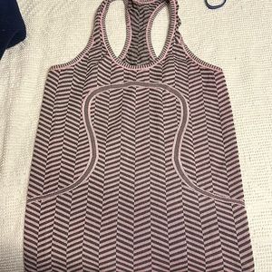 Lululemon tank top